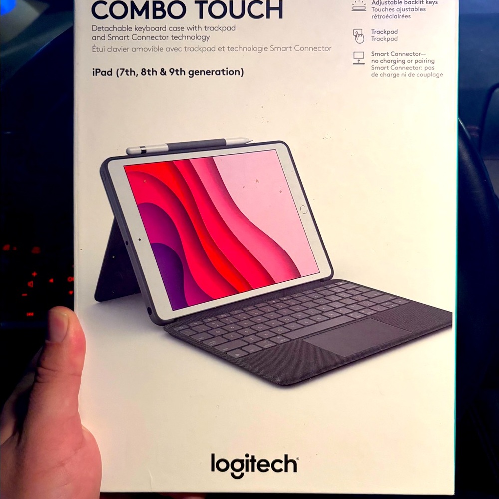 Logitech - wireless detachable keyboard case